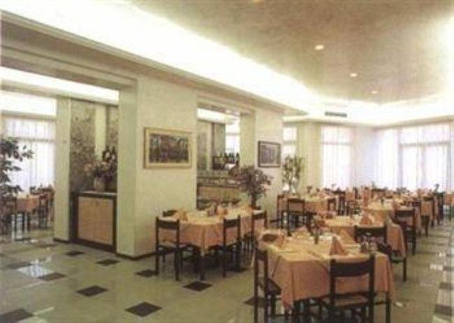 Hotel Colorado Lido di Jesolo Zewnętrze zdjęcie